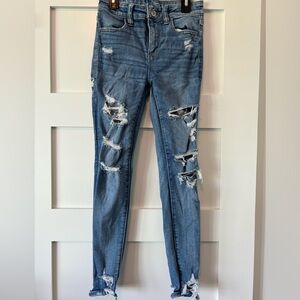 American Eagle destructed skinny jeans size 2 (short)